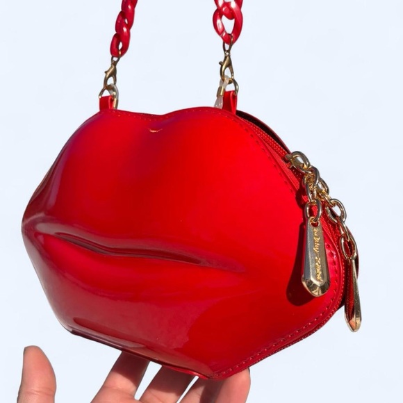 Betsey Johnson Patent Red Lips Purse - Picture 2 of 7